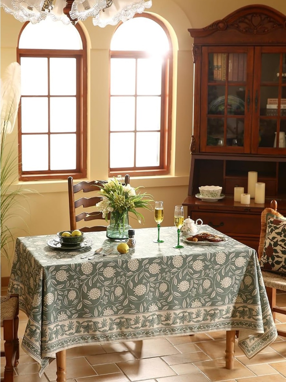 Designer Linen Green Rectangular Tablecloth,87"x55"-Andrew A
Vintage Elegant Fre - Picture 8 of 8